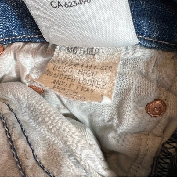 Mother High Waisted Looker Ankle Fray Shoot to Thrill Painted Leopard Jeans 25 - Picture 12 of 15